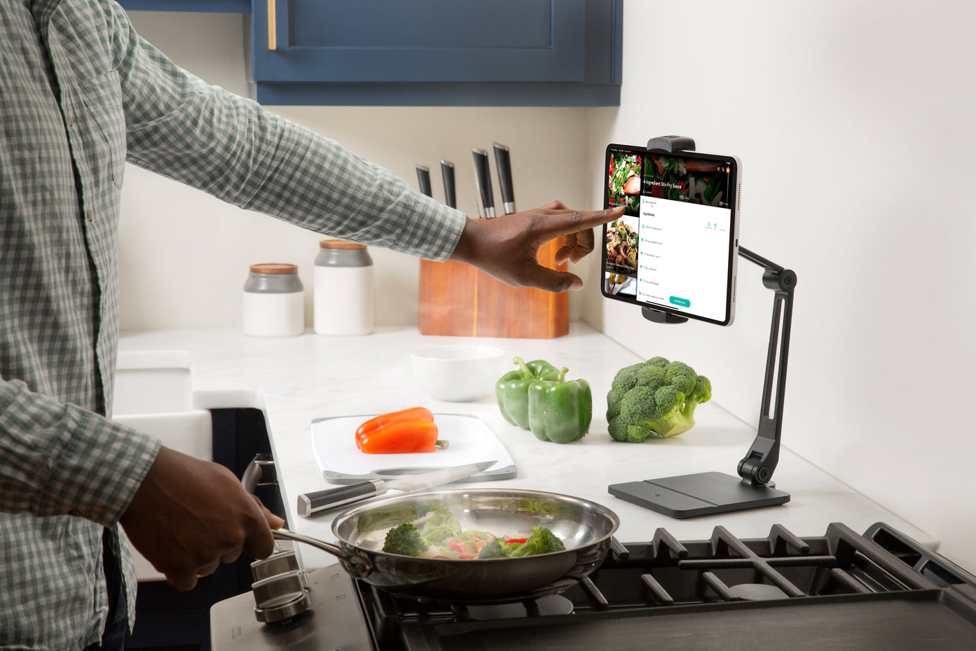 Bras réglable pour iPad HoverBar Duo de Twelve South