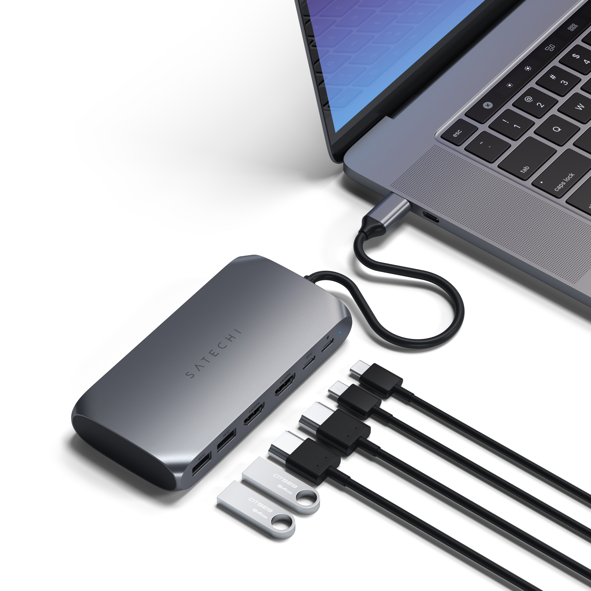 Adaptateur multimédia USB-C M1 de SATECHI - Adaptateurs